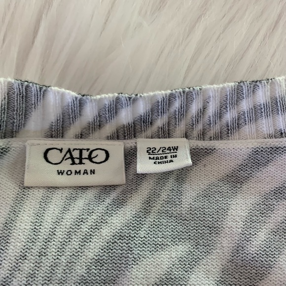 Cato 22/24 zebra print cardigan EUC - Picture 3 of 5
